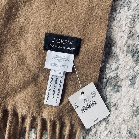 J. CREW CASHMERE Scarf - Picture 3 of 4